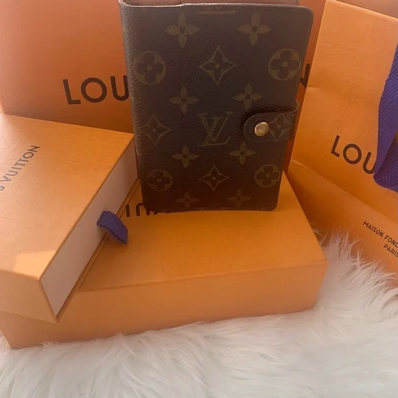 Louis Vuitton Monogram Agenda PM - Picture 1 of 13